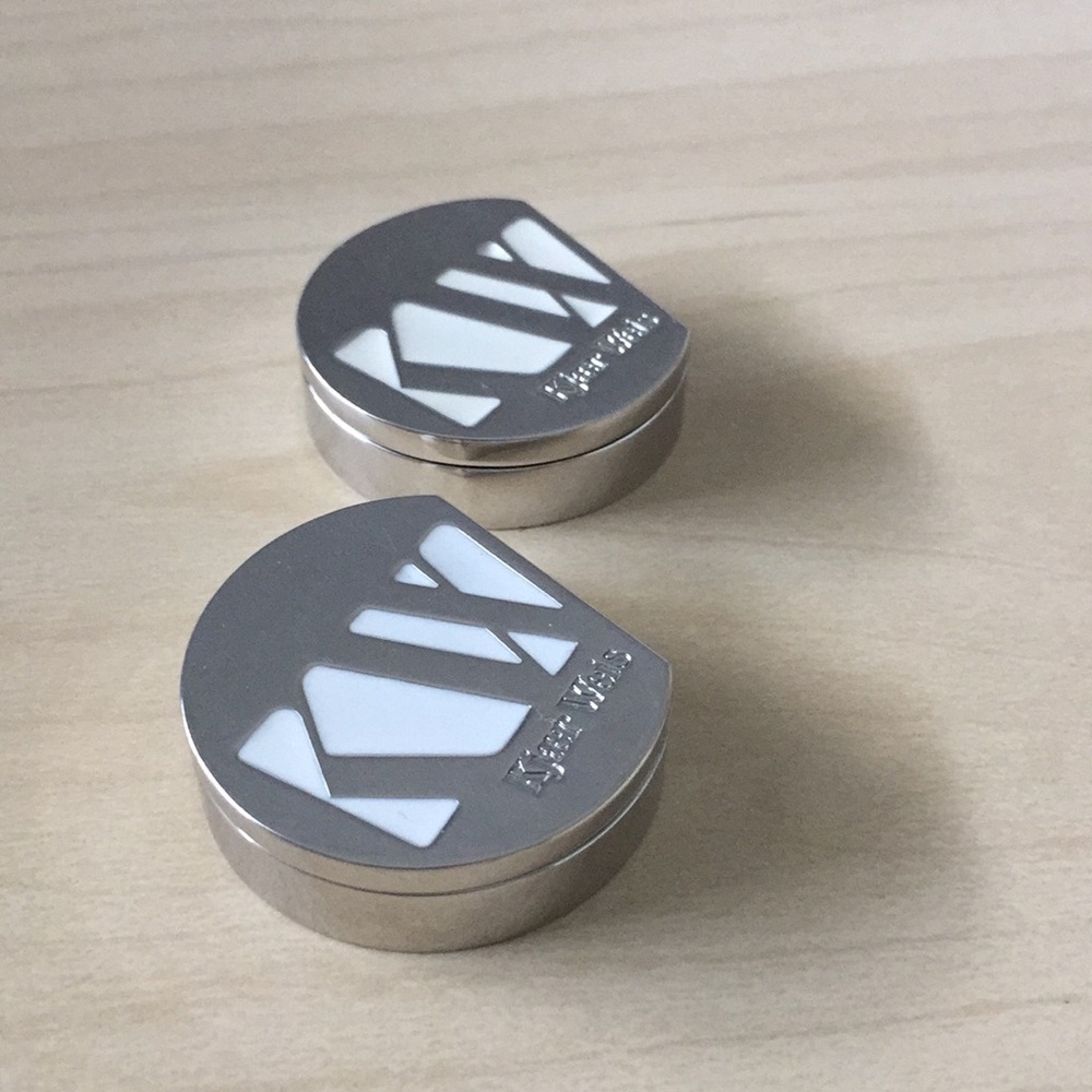 2 Empty Kjaer Weis Compact. Iconic Edition.